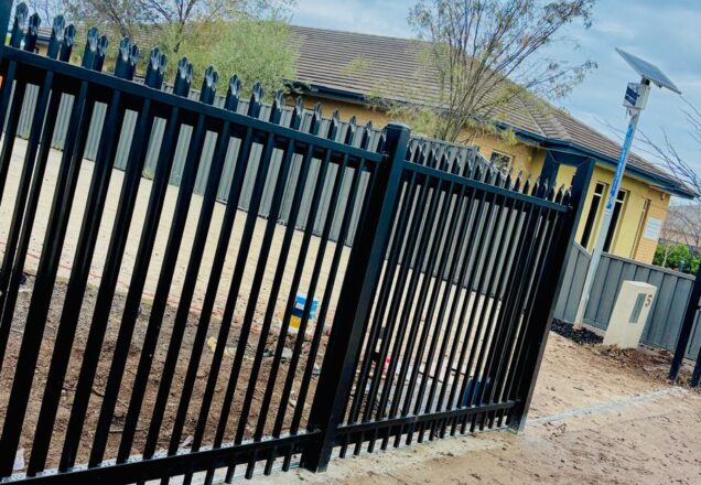 Manor Lakes_iron security fence_Manor Lakes 5