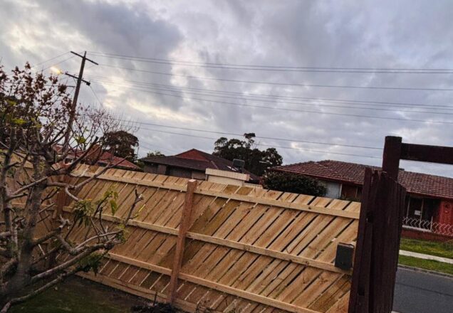 Diagonal Timber Fence - Dallas-2